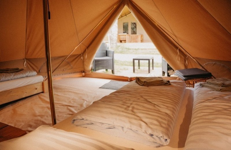 Belle tent blick vom bett